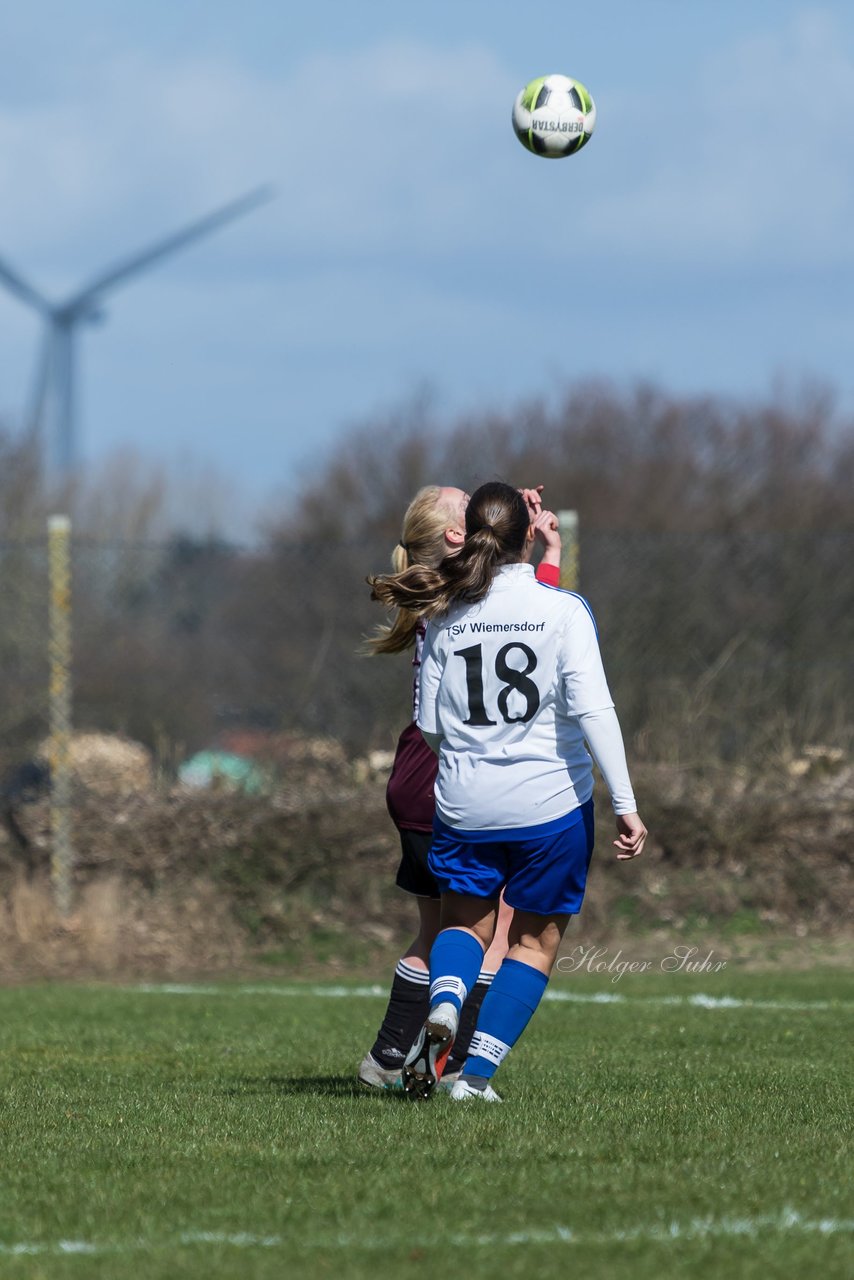 Bild 179 - Frauen TSV Wiemersdorf - VfL Struvenhuetten : Ergebnis: 3:1